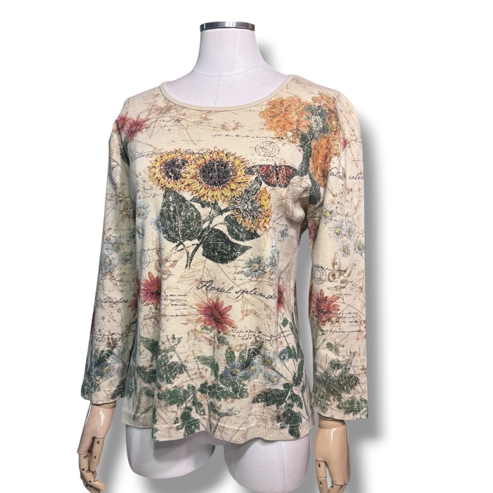 STUDIO COLLECTION Floral Illustration & Writing Graphic Scoop Neck Top Y2K